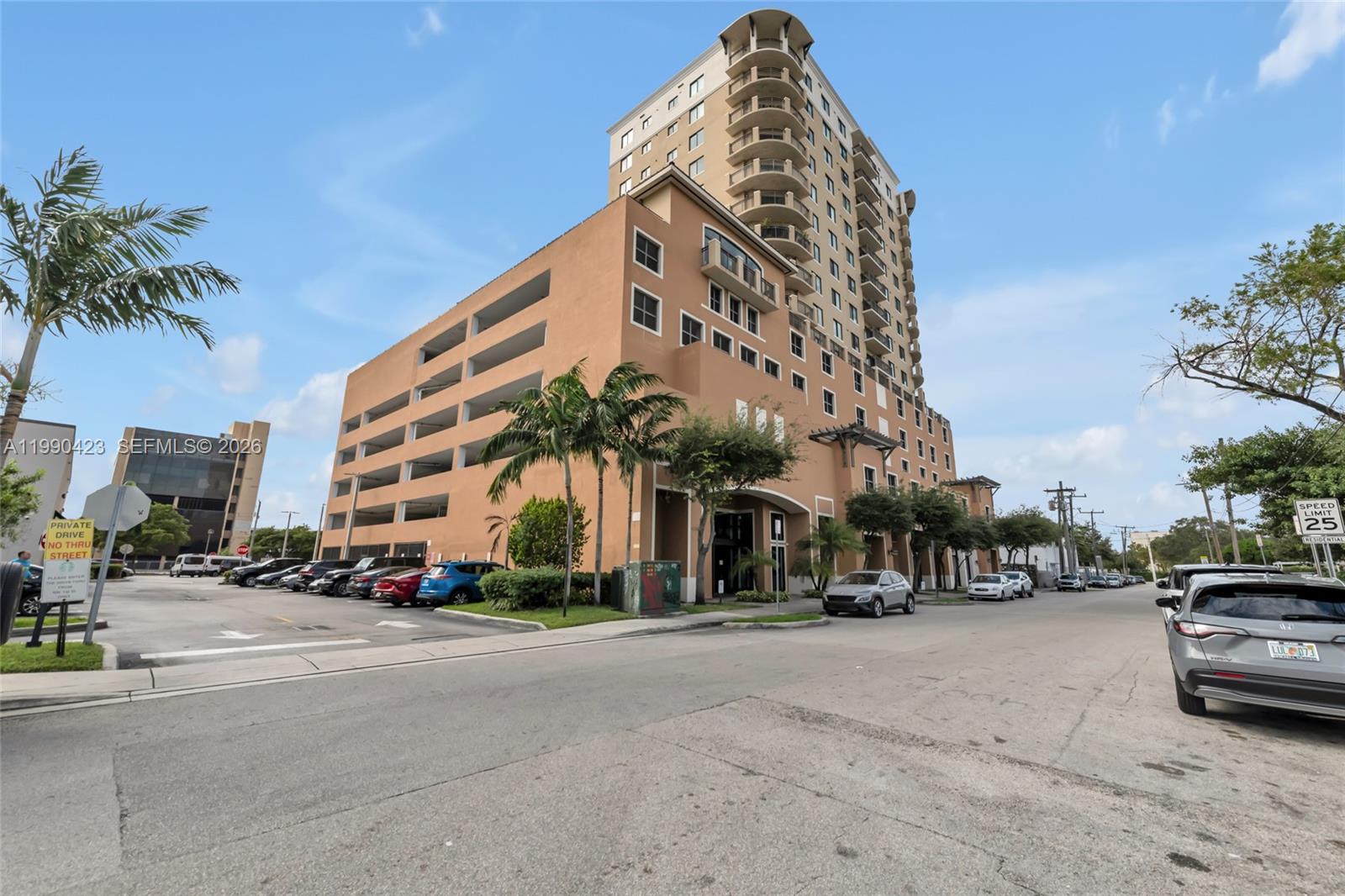 4242 NW 2nd St # 807
