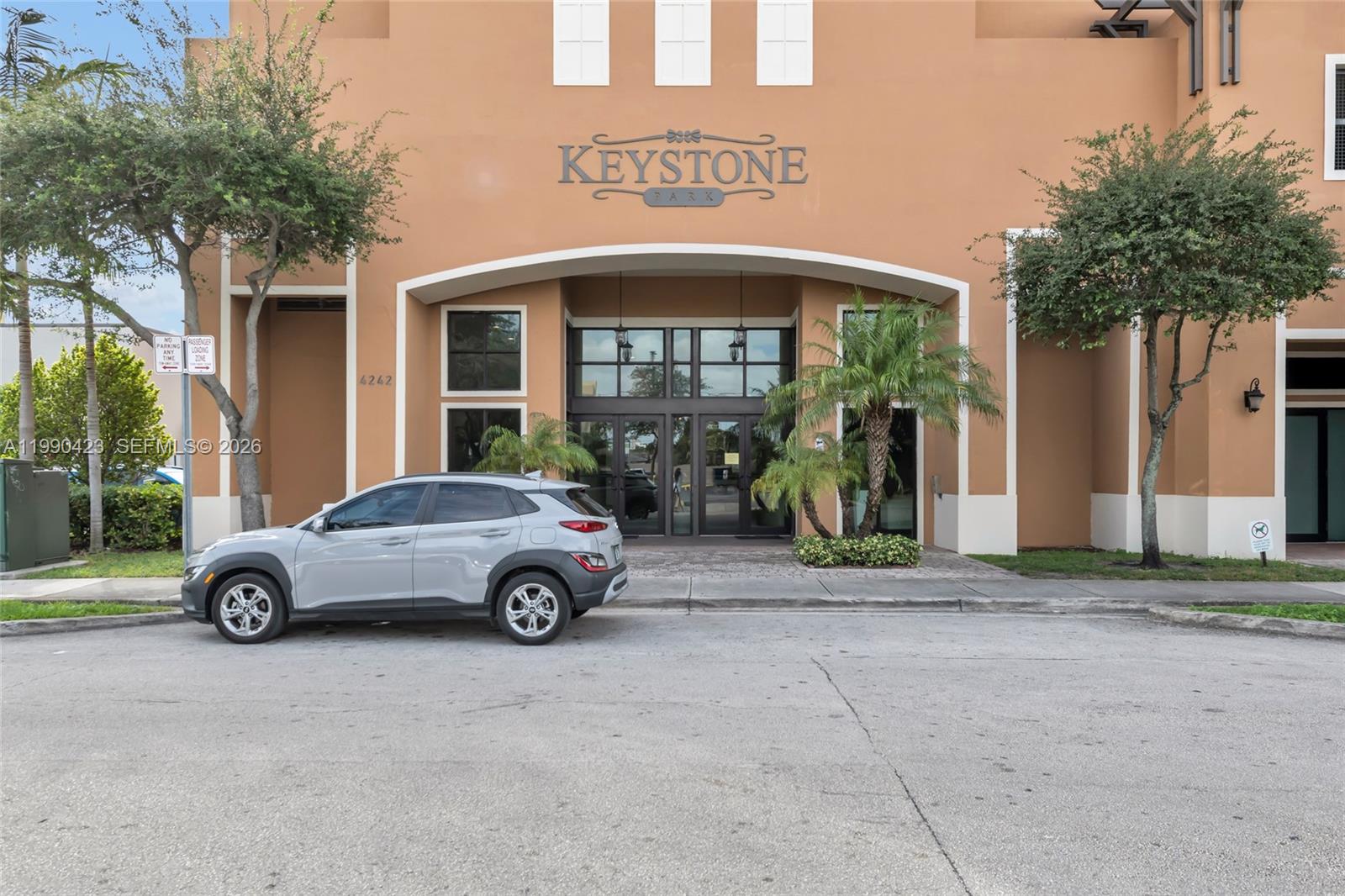 4242 NW 2nd St # 807