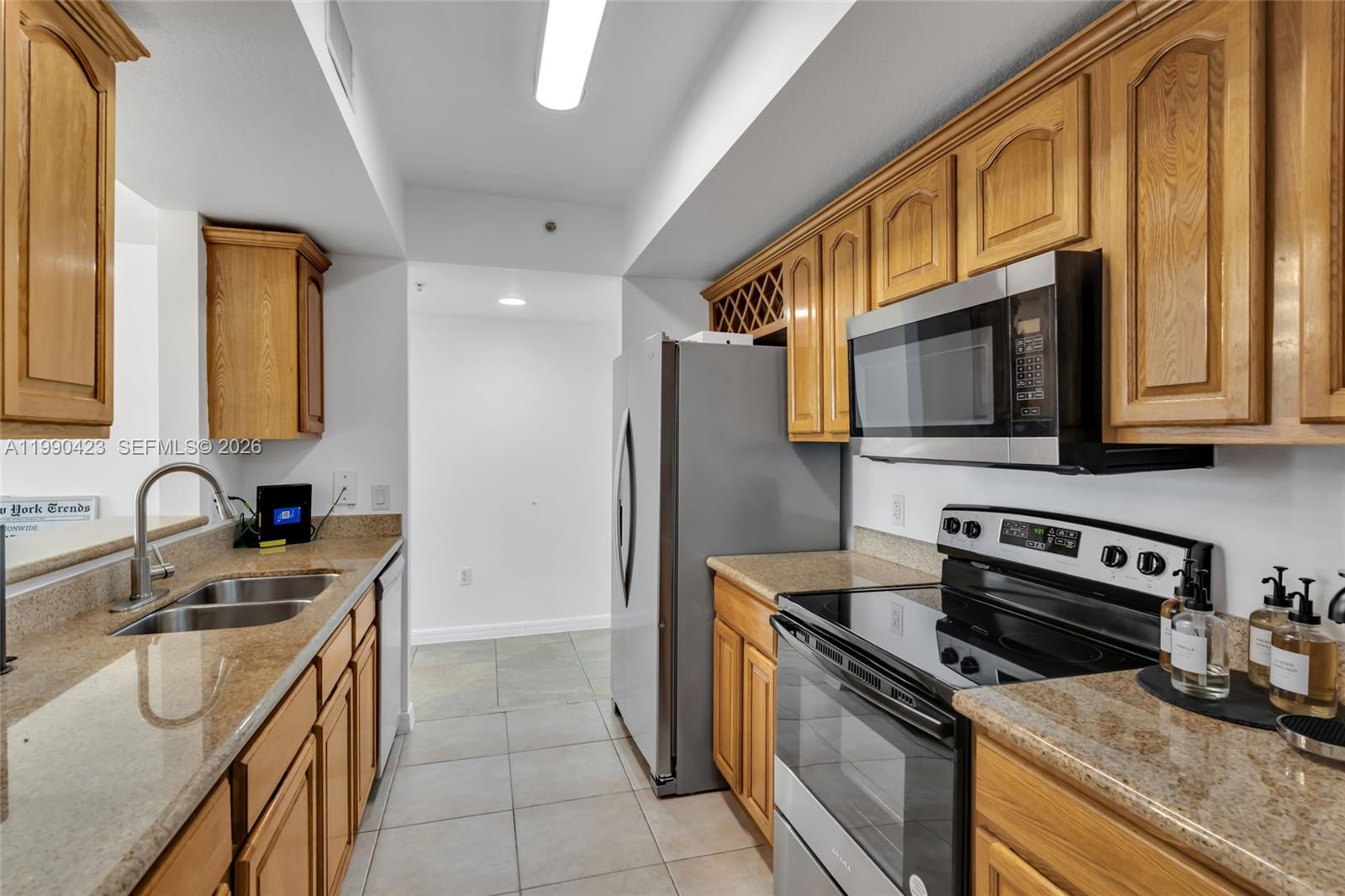 4242 NW 2nd St # 807
