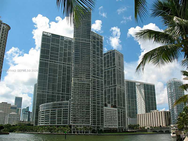 465 BRICKELL AVE # 2902