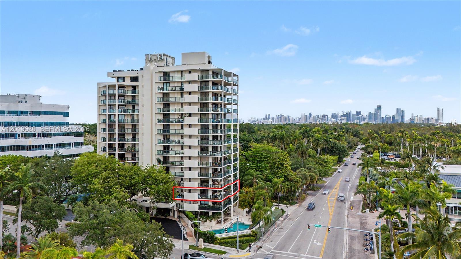 2575 S Bayshore Dr # 4A