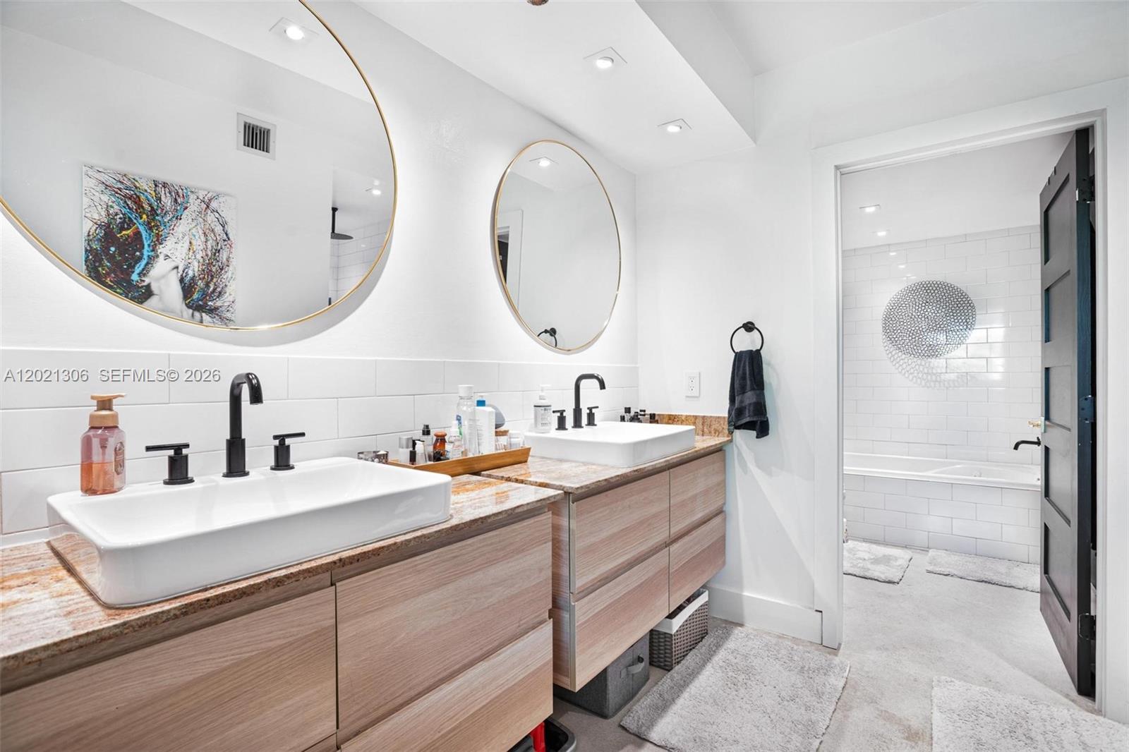245 Michigan Ave # 5 Unit: LG-5