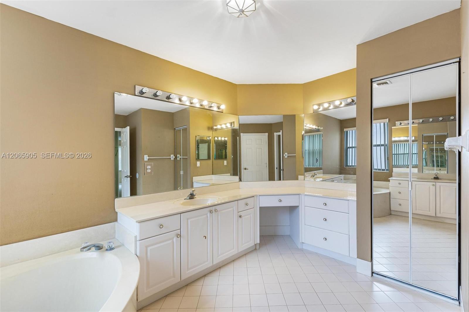 2138 Chagall Cir