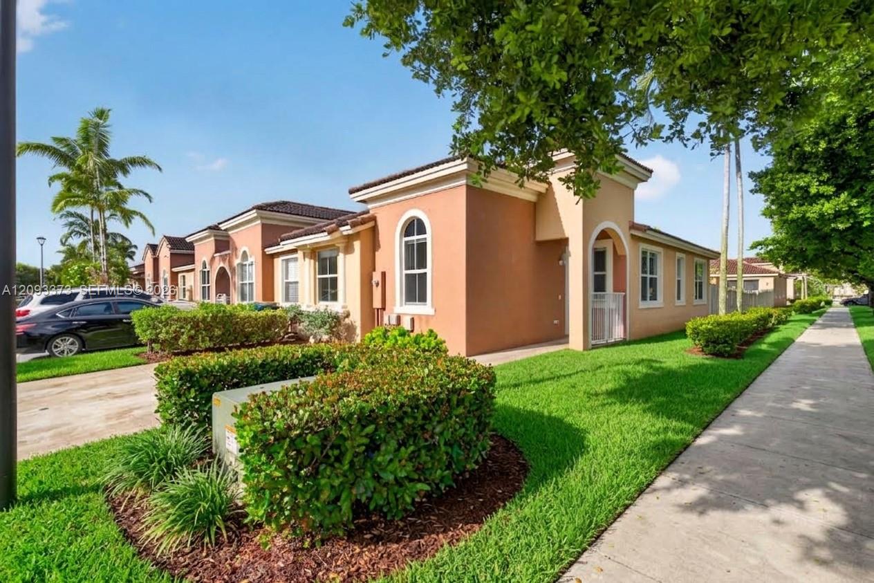 23702 SW 110th Ave # 23702