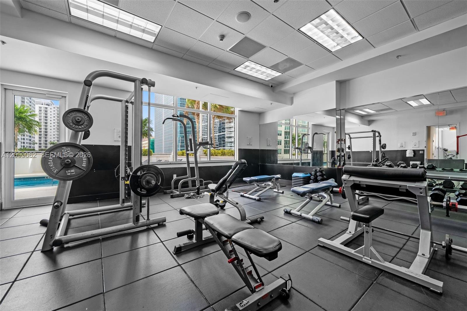 1200 Brickell Bay Dr # 3908