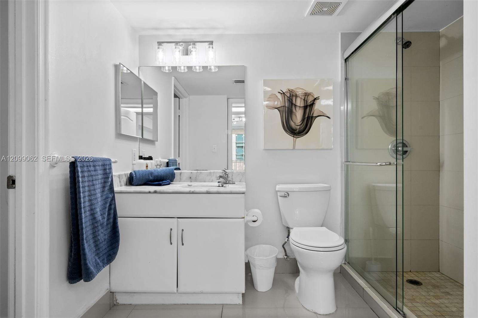 1200 Brickell Bay Dr # 3908