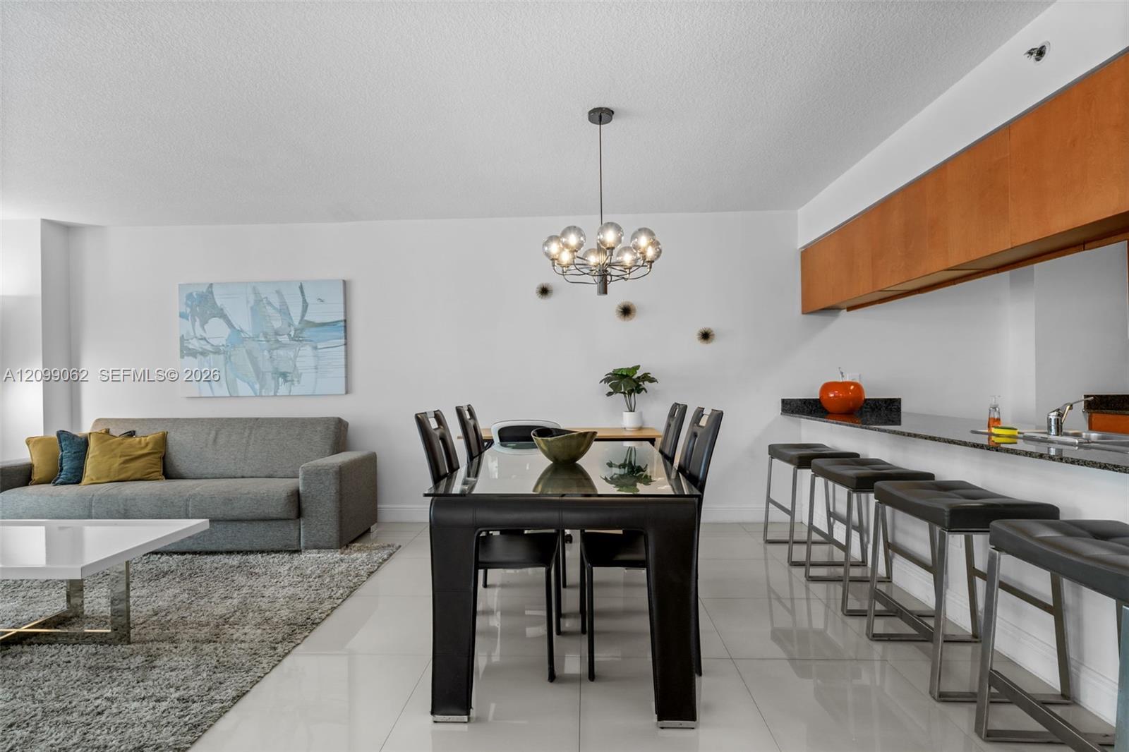 1200 Brickell Bay Dr # 3908