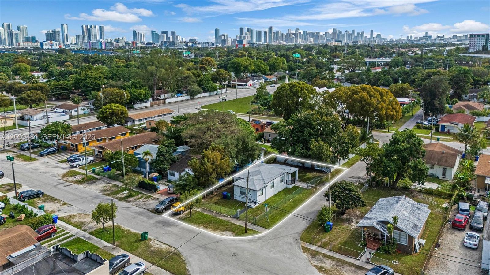 1244 NW 45th St