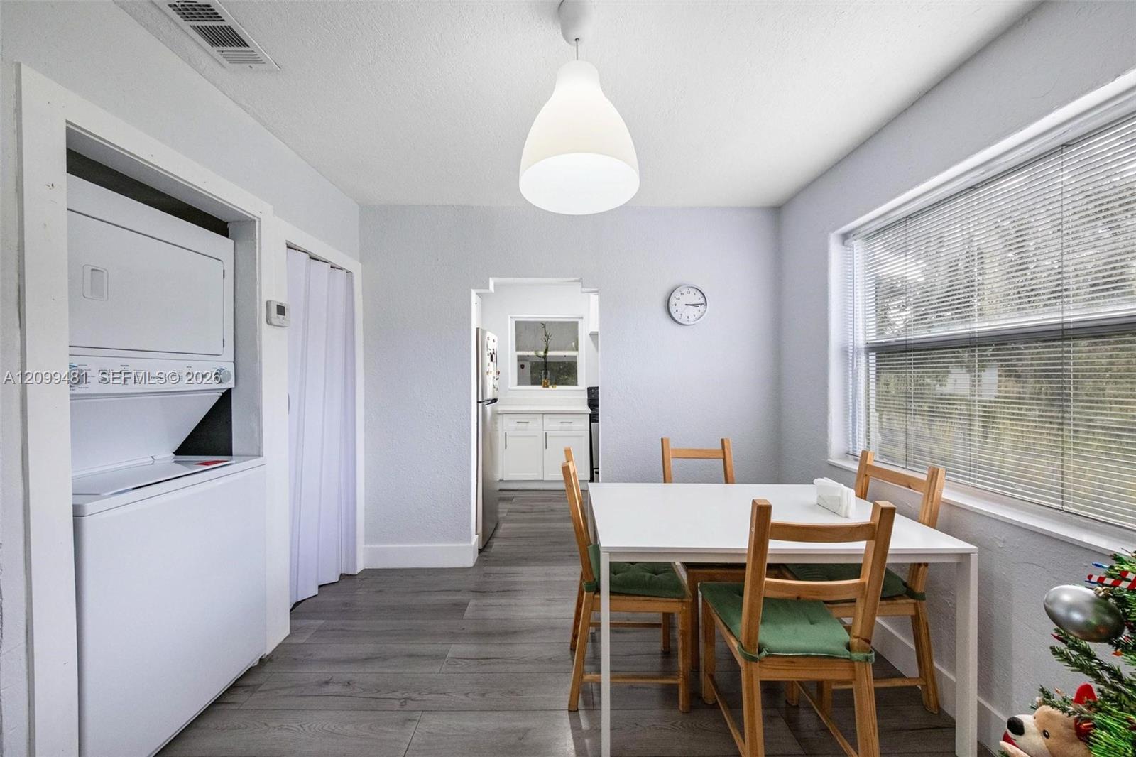 1244 NW 45th St