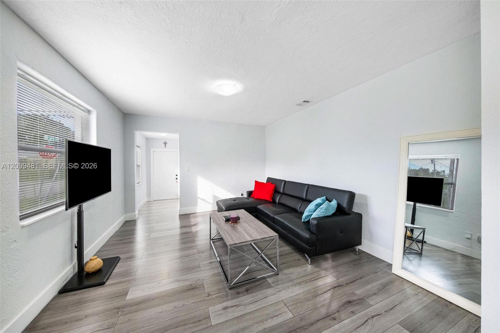 1244 NW 45th St