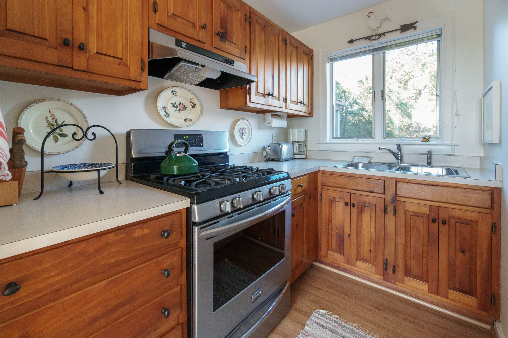 18 Eat Fire Spring Road