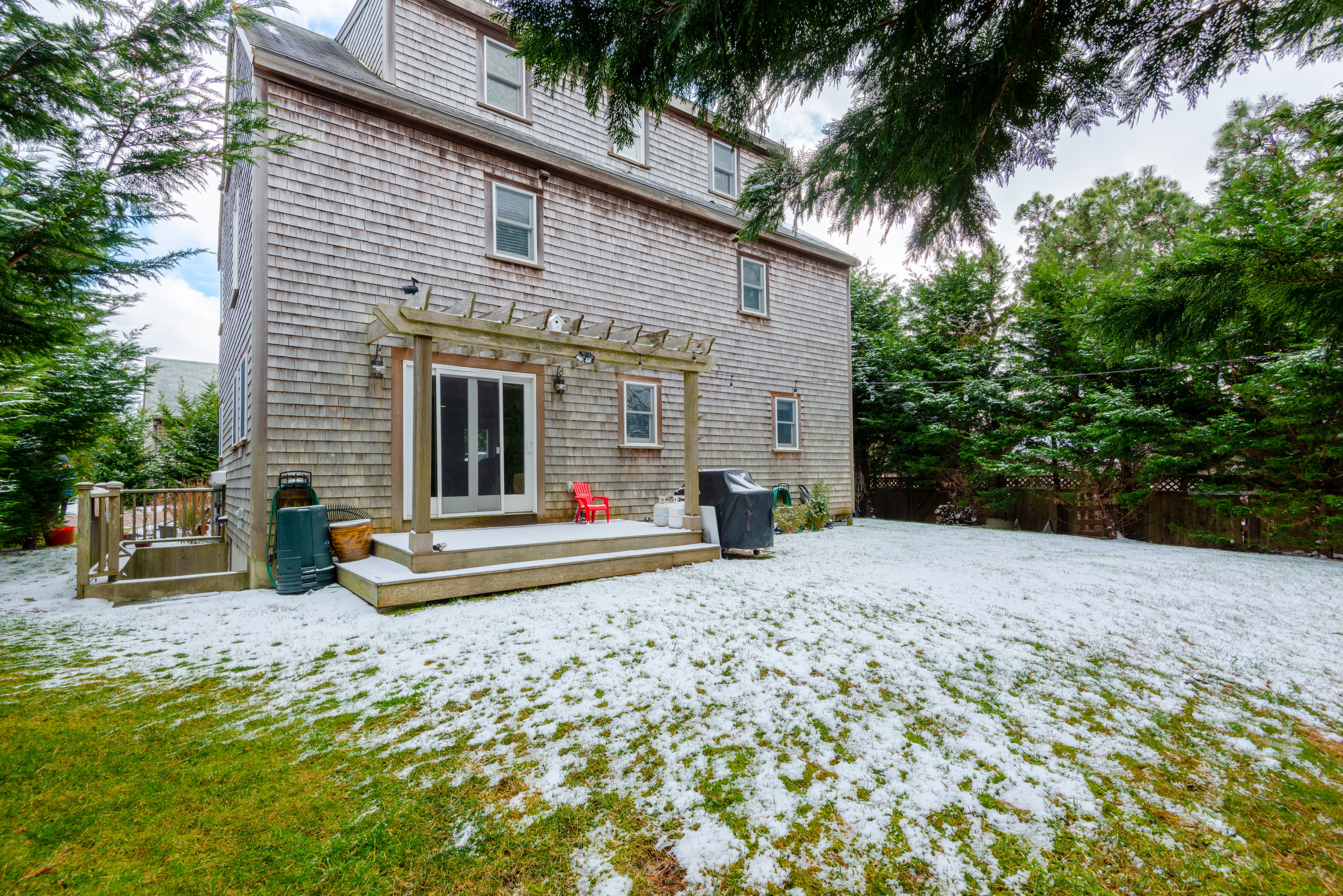6 Beverly Court