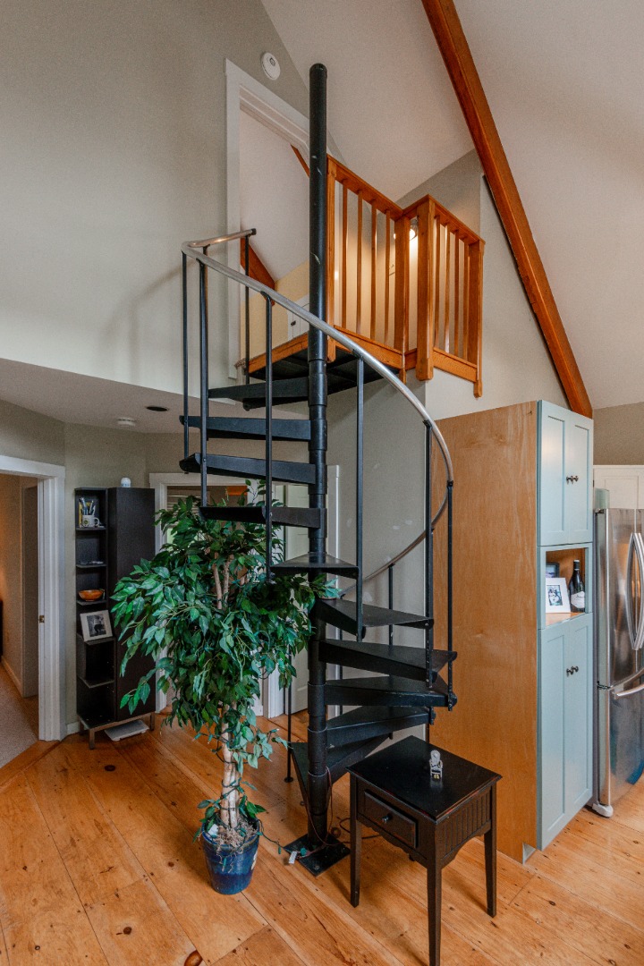 8 Anna Drive