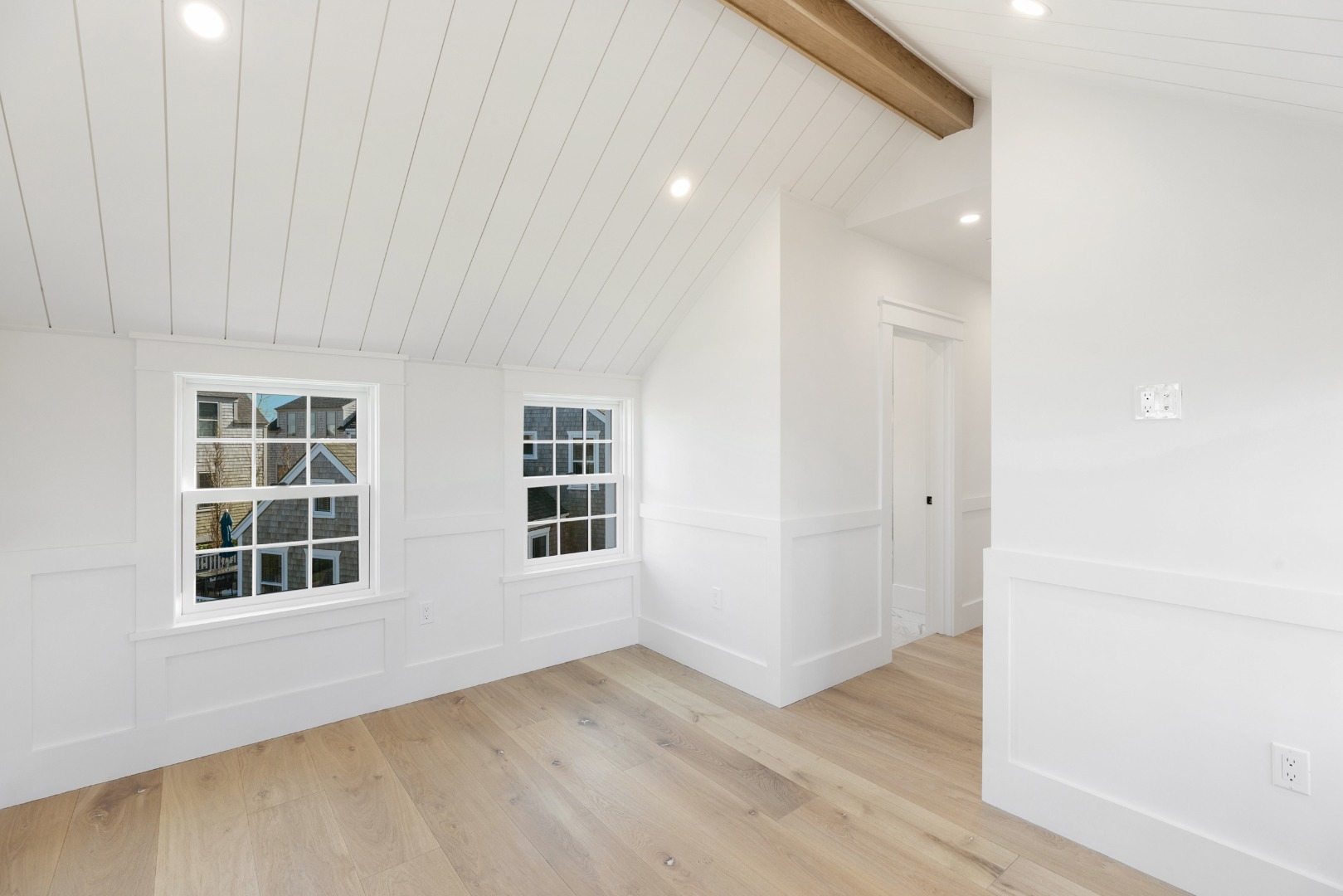 6 Mariner Way