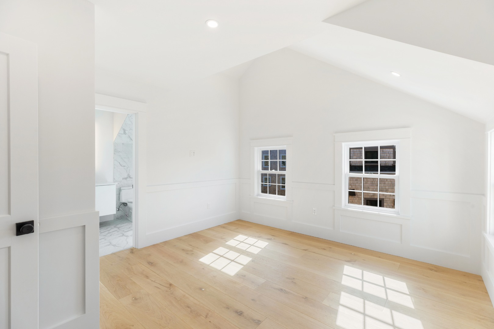 6 Mariner Way