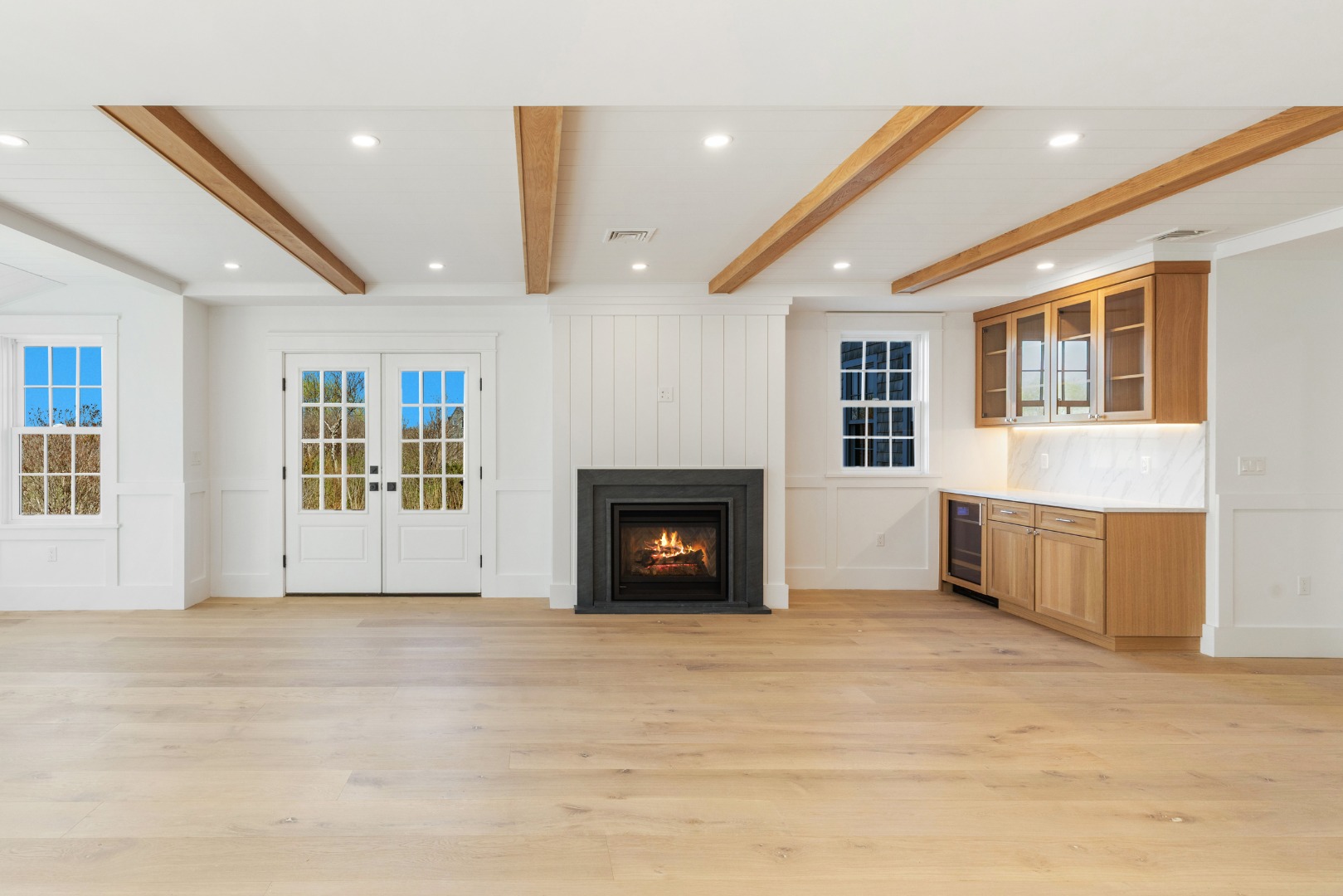 6 Mariner Way