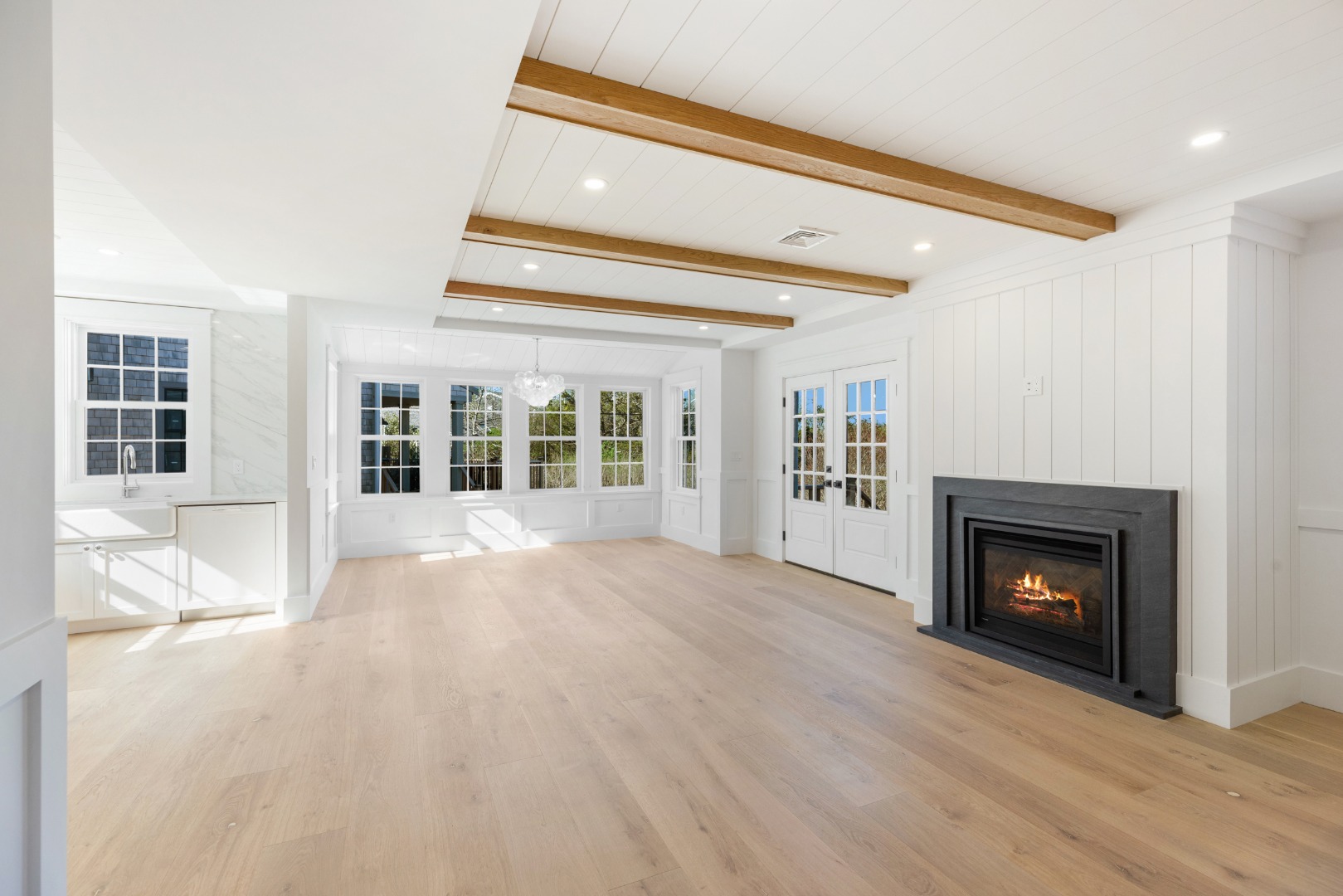 6 Mariner Way