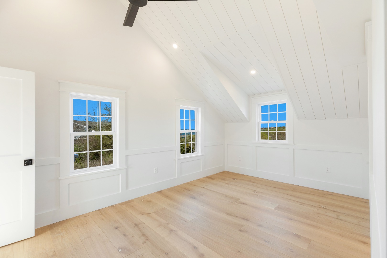 6 Mariner Way