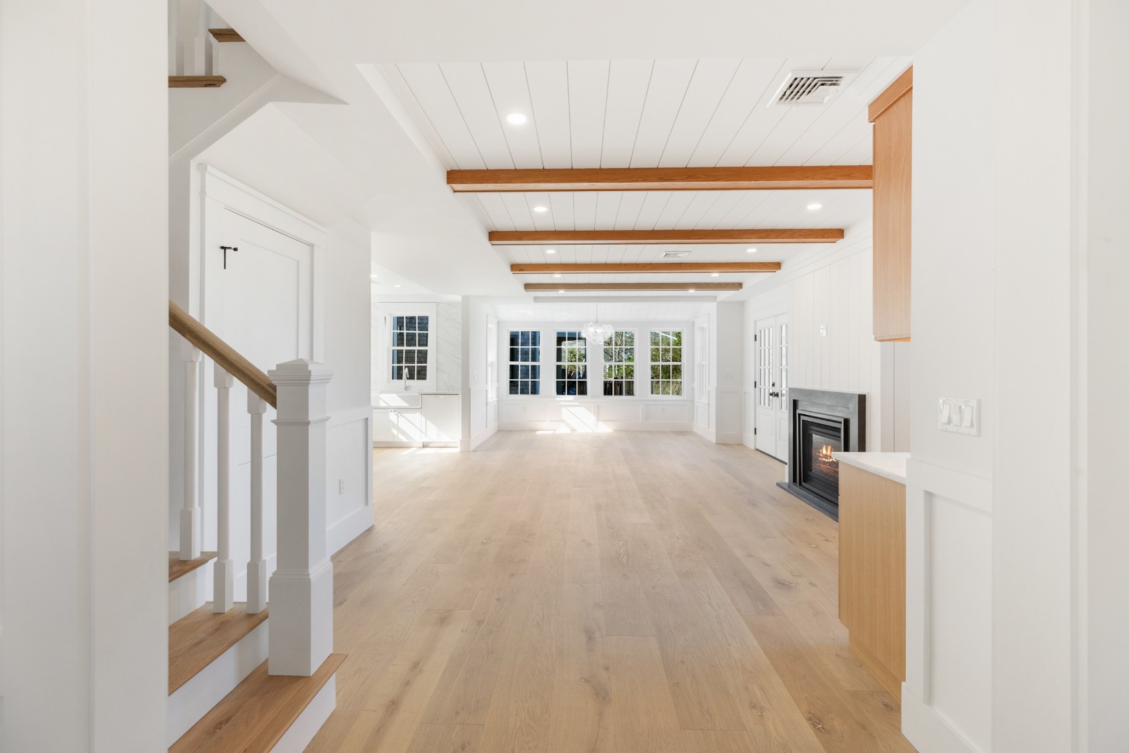 6 Mariner Way