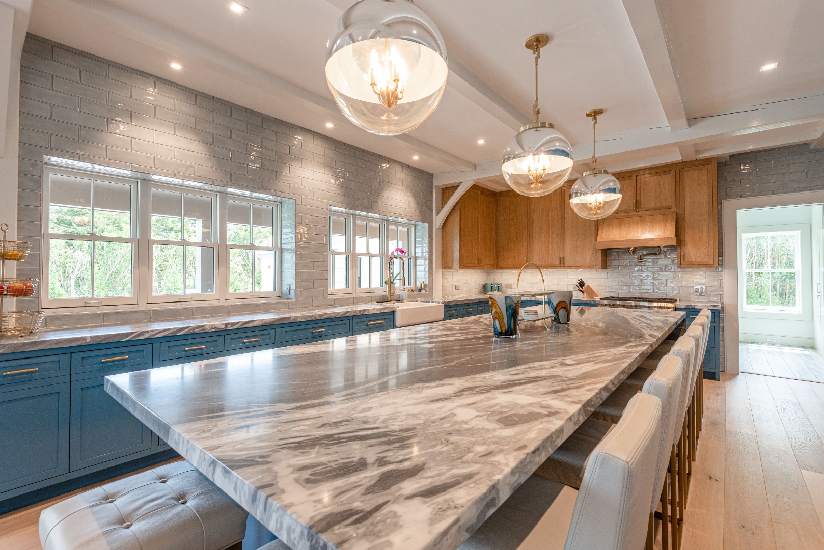 1 Smooth Hummocks Way & 1 Farmview Drive