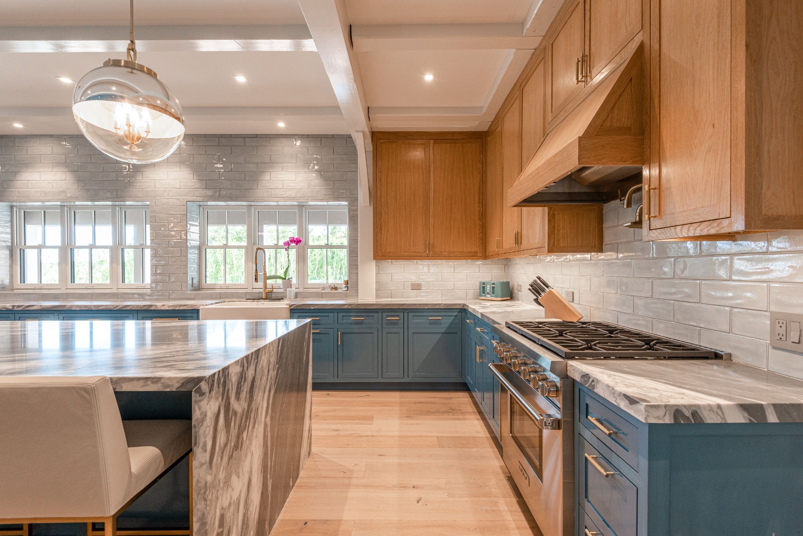 1 Smooth Hummocks Way & 1 Farmview Drive