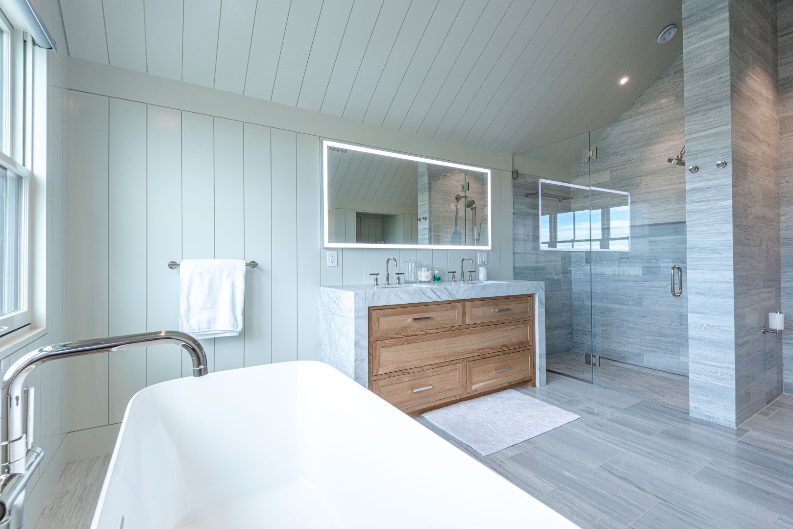 1 Smooth Hummocks Way & 1 Farmview Drive