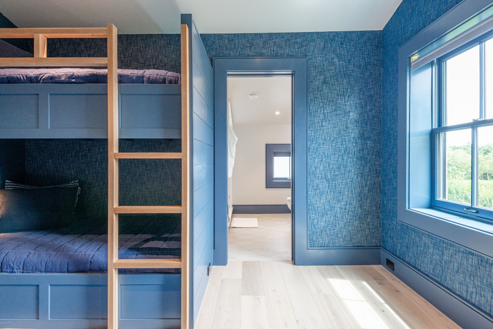 1 Smooth Hummocks Way & 1 Farmview Drive