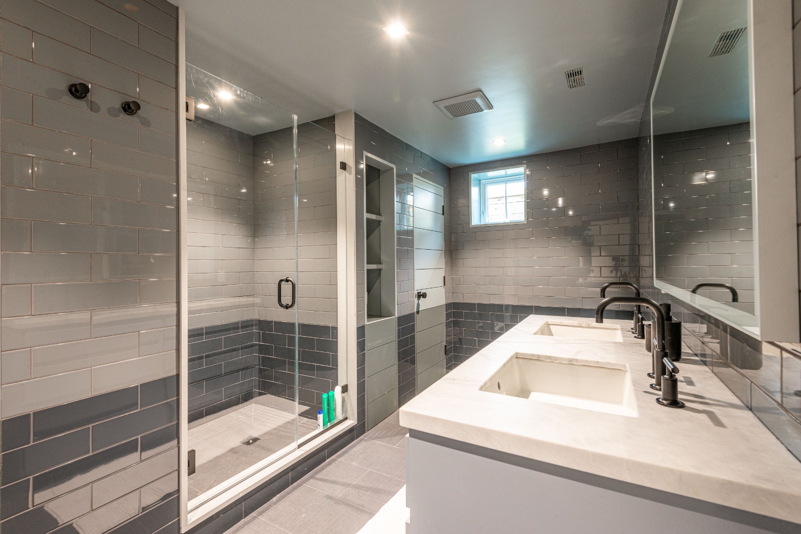 1 Smooth Hummocks Way & 1 Farmview Drive