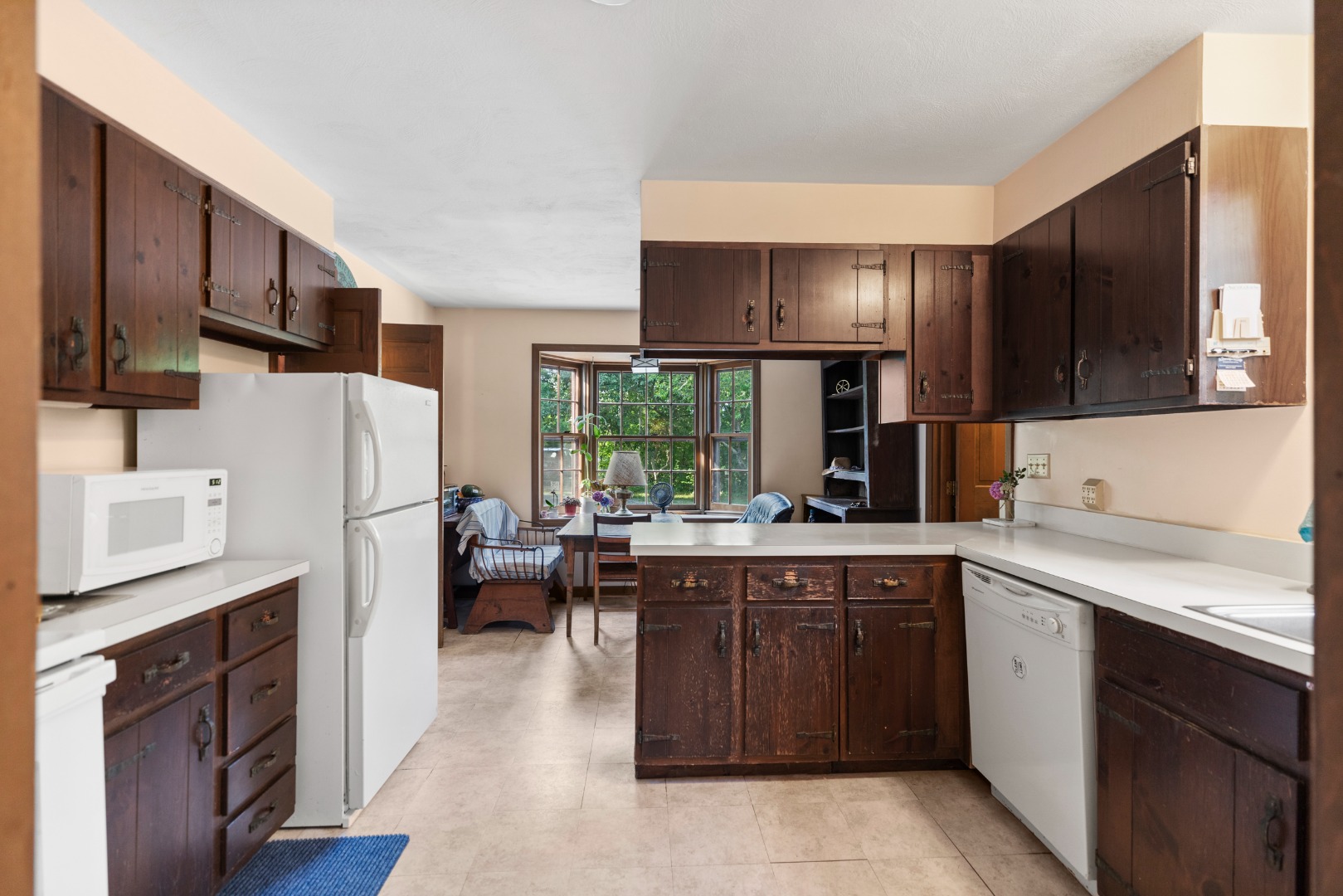 24 Meadow View Drive