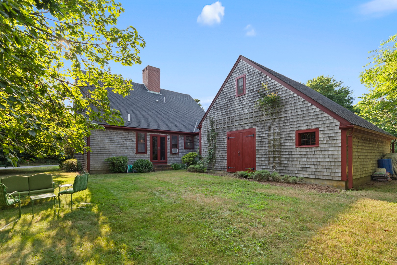 24 Meadow View Drive