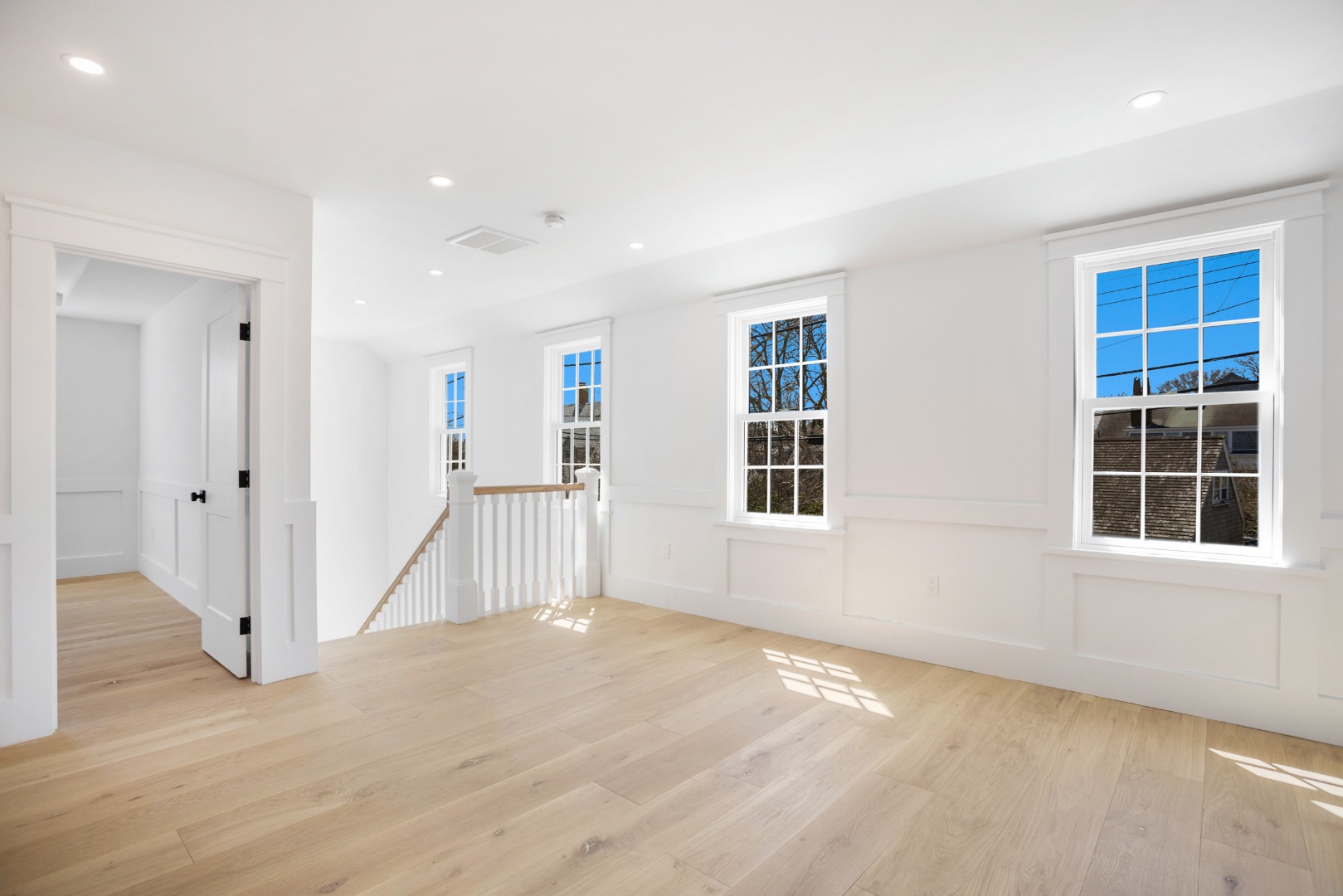 2 Mariner Way