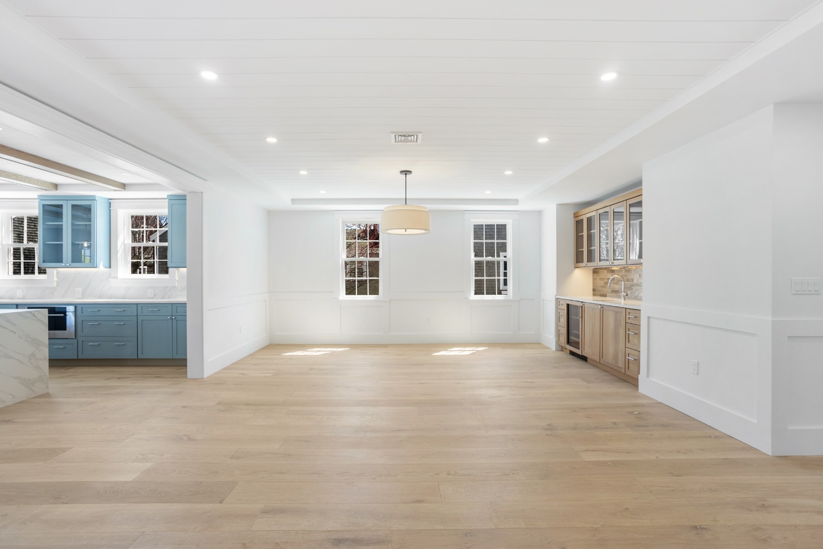 2 Mariner Way