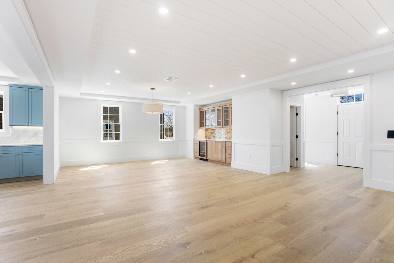 2 Mariner Way