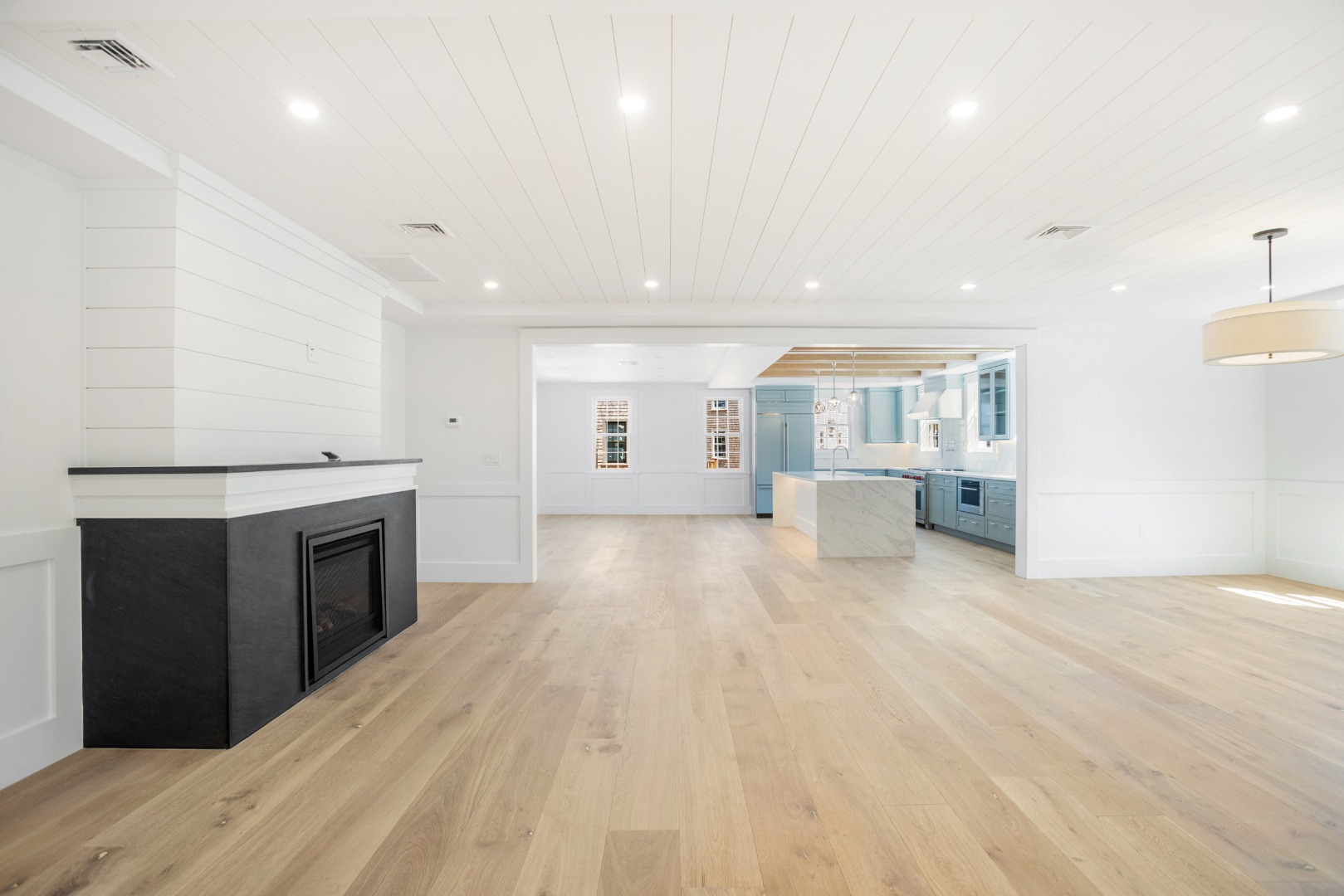 2 Mariner Way