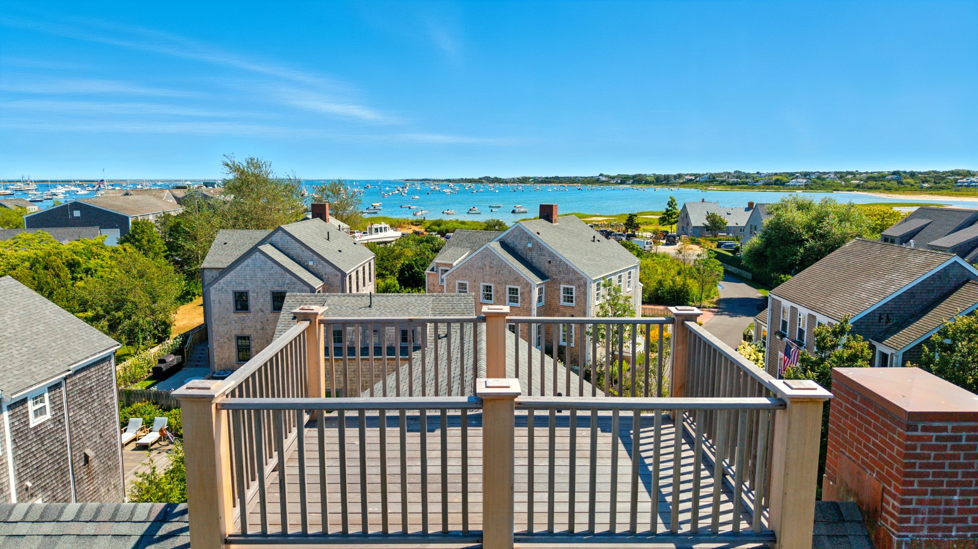2 Mariner Way