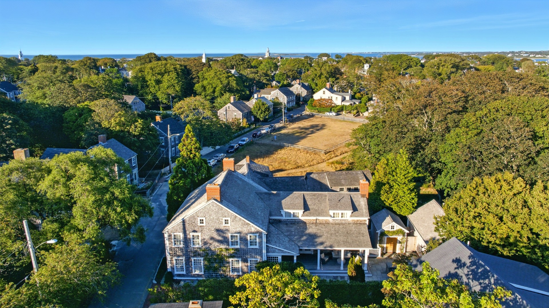 18 Mill Street