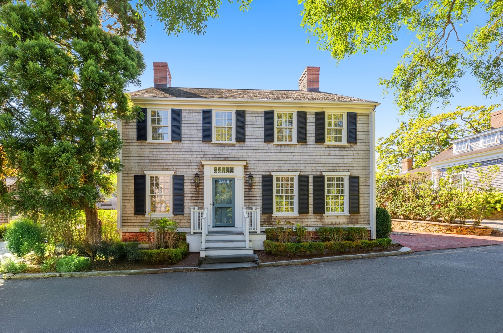 18 Mill Street