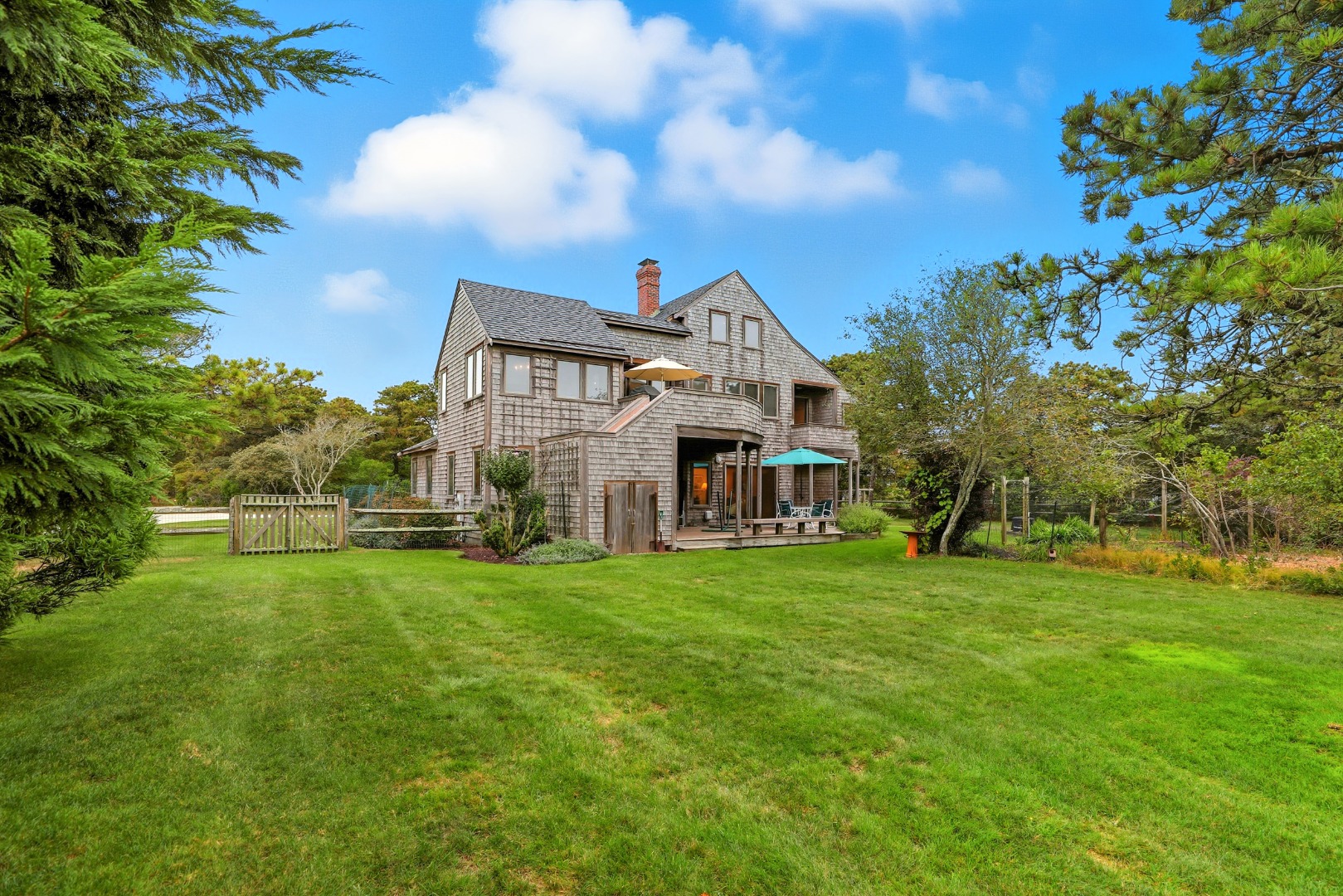 17 Pond View Drive