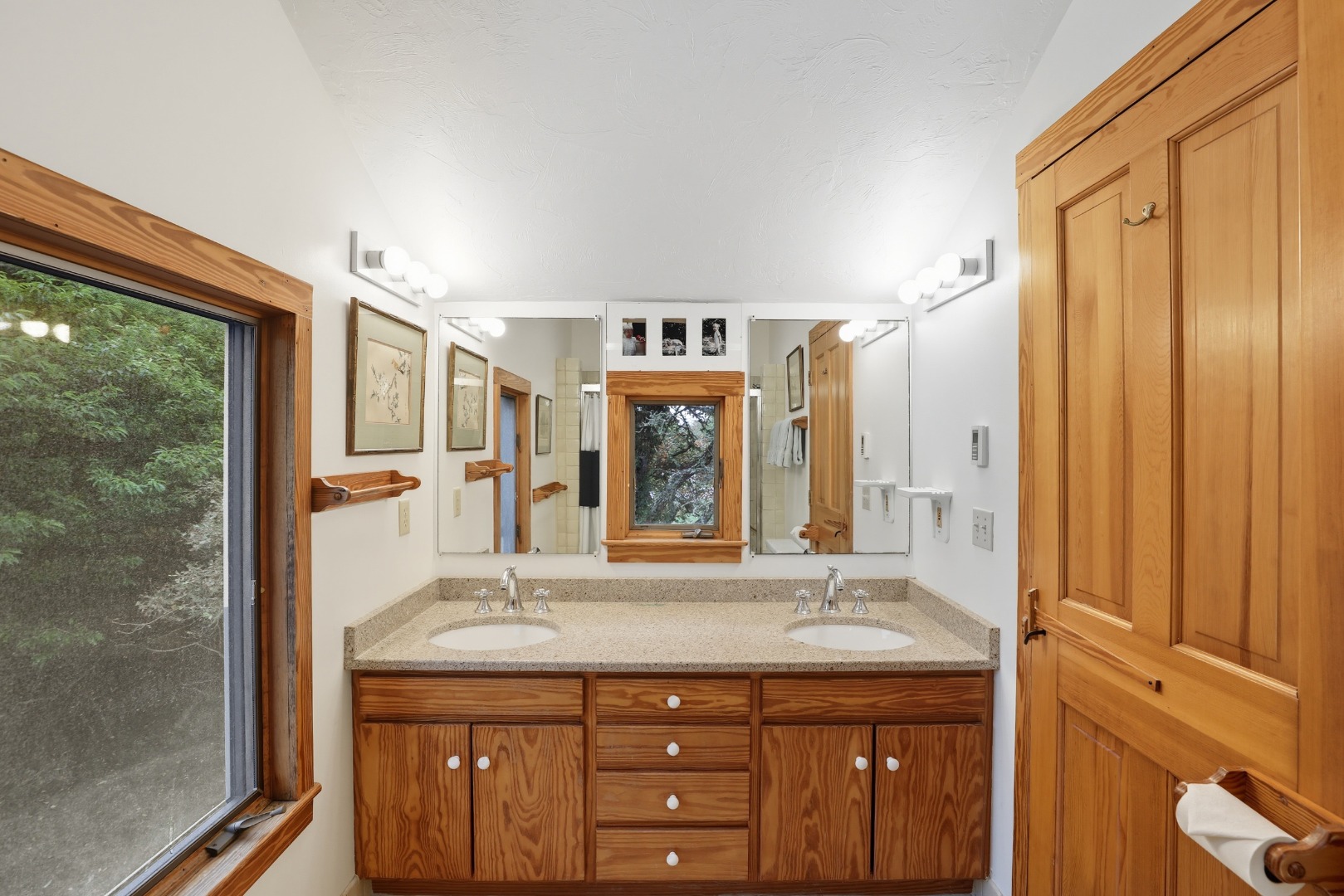 17 Pond View Drive