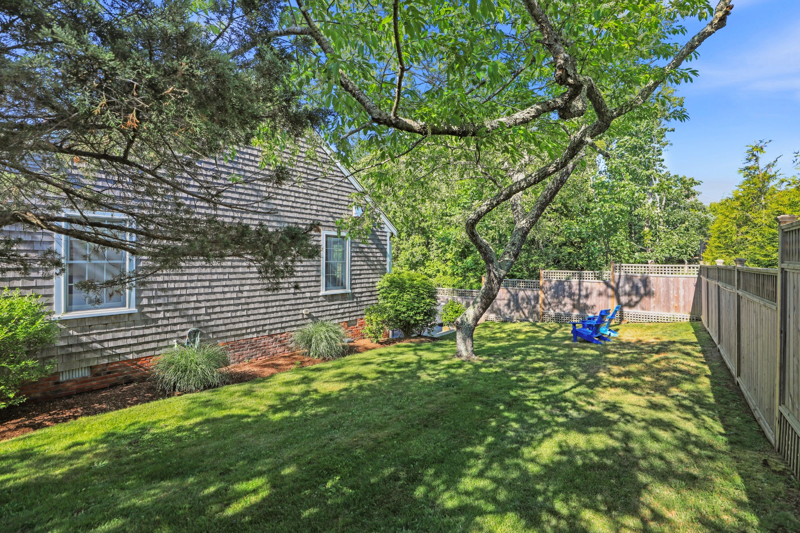 10B Angola Street