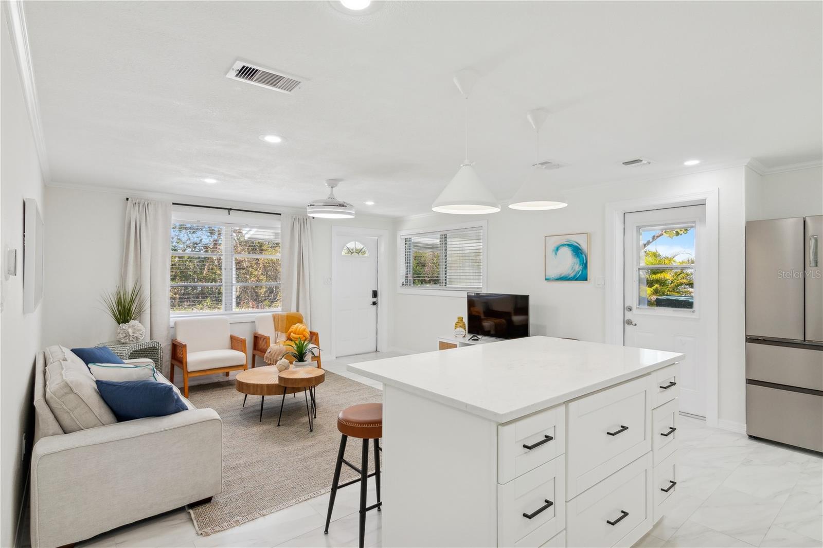 578-580 COMPANION WAY