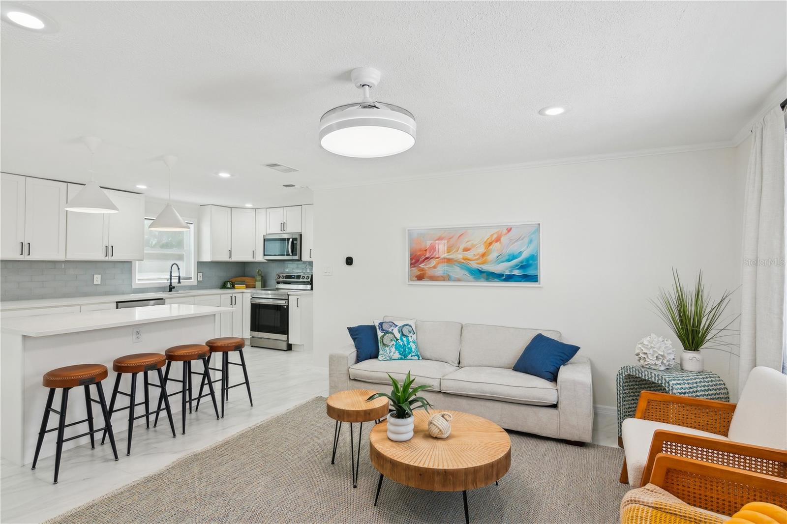 578-580 COMPANION WAY