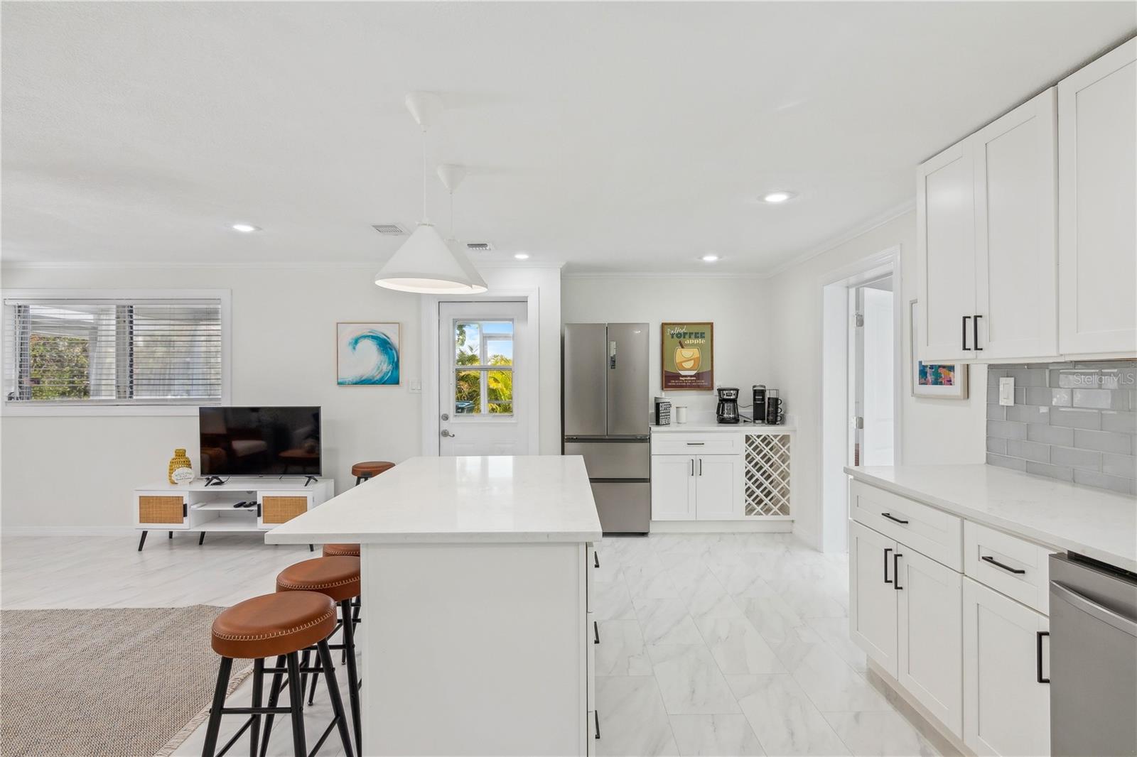 578-580 COMPANION WAY