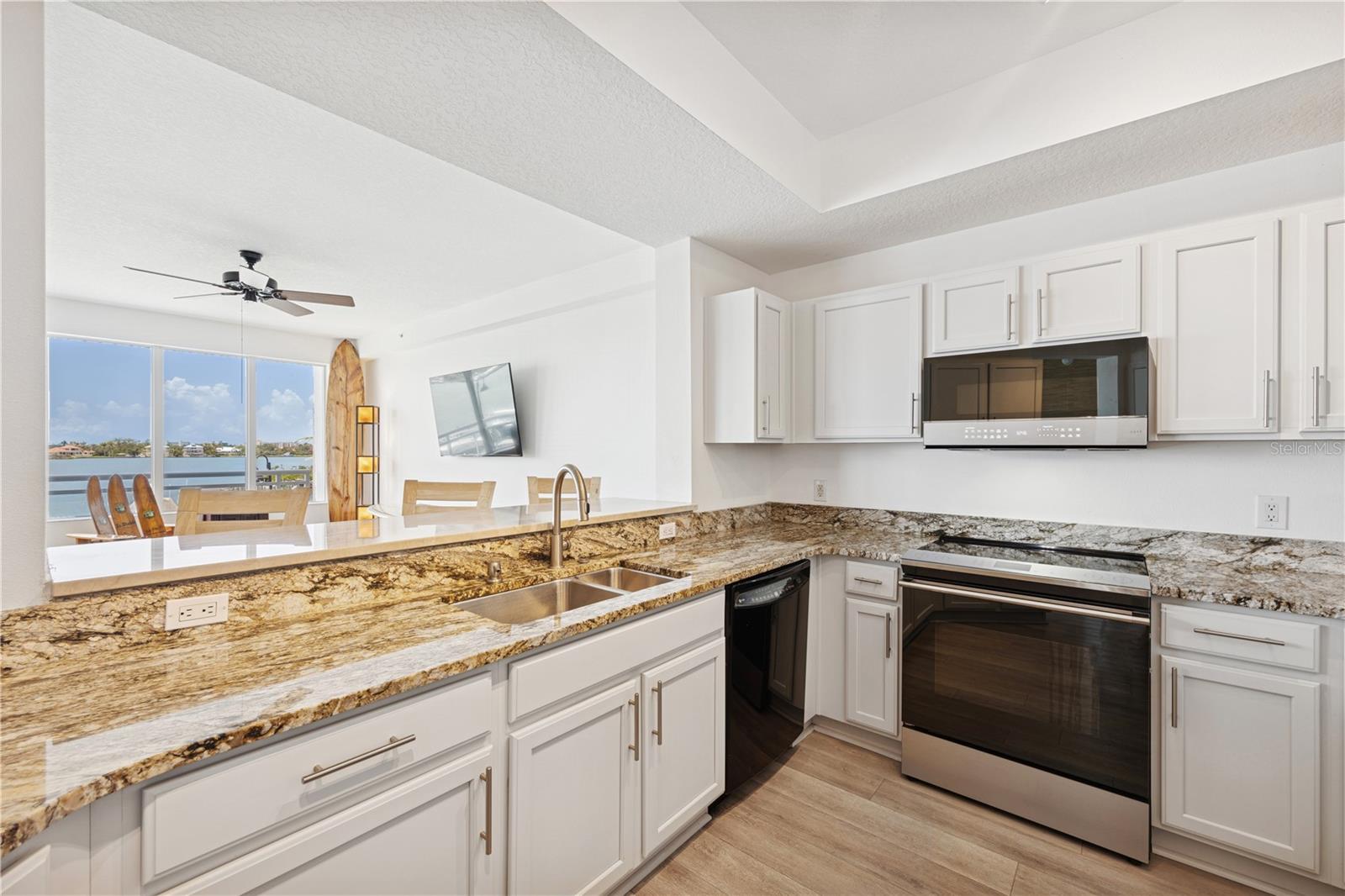 516 TAMIAMI TRL S #306