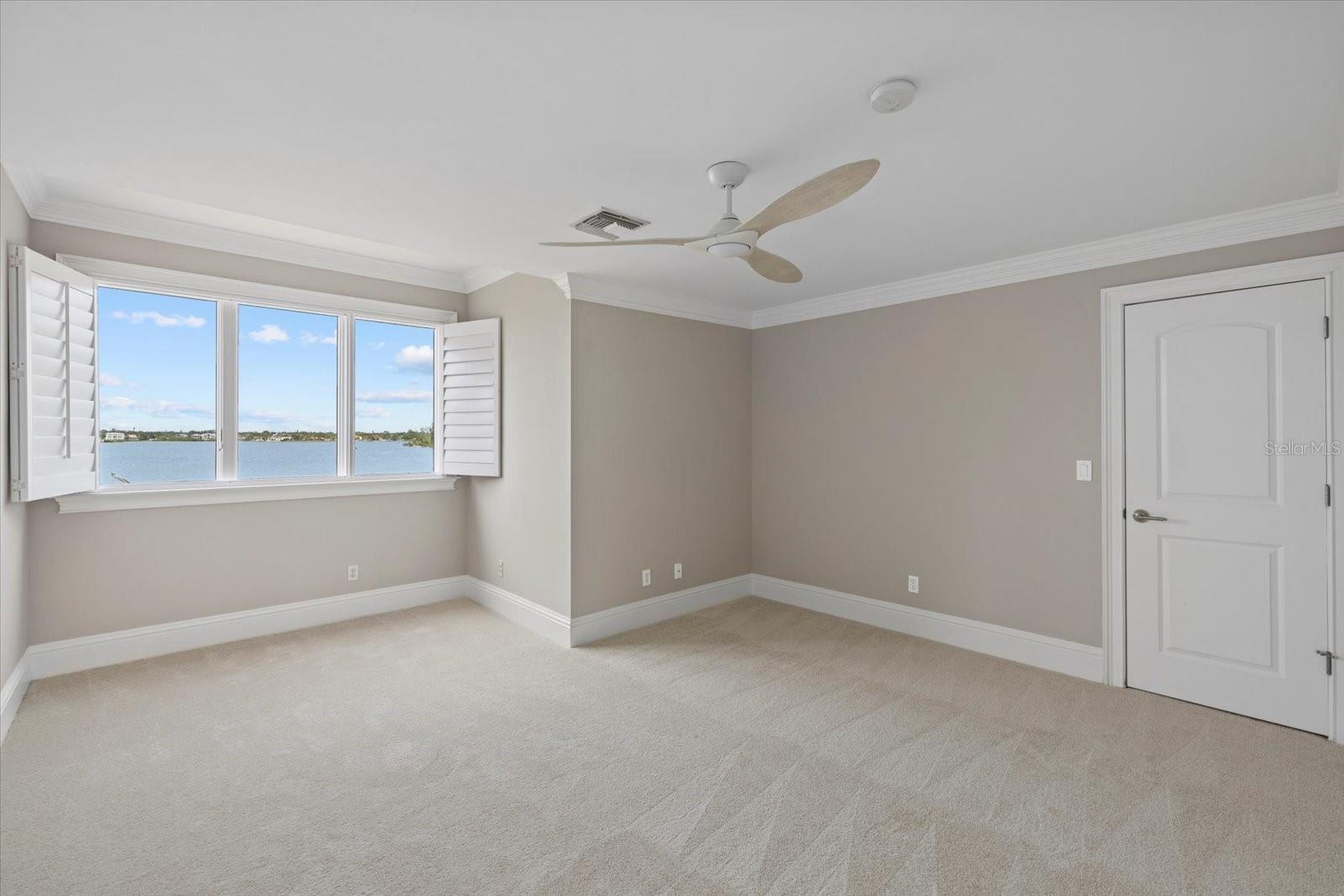 4315 MANGROVE PL