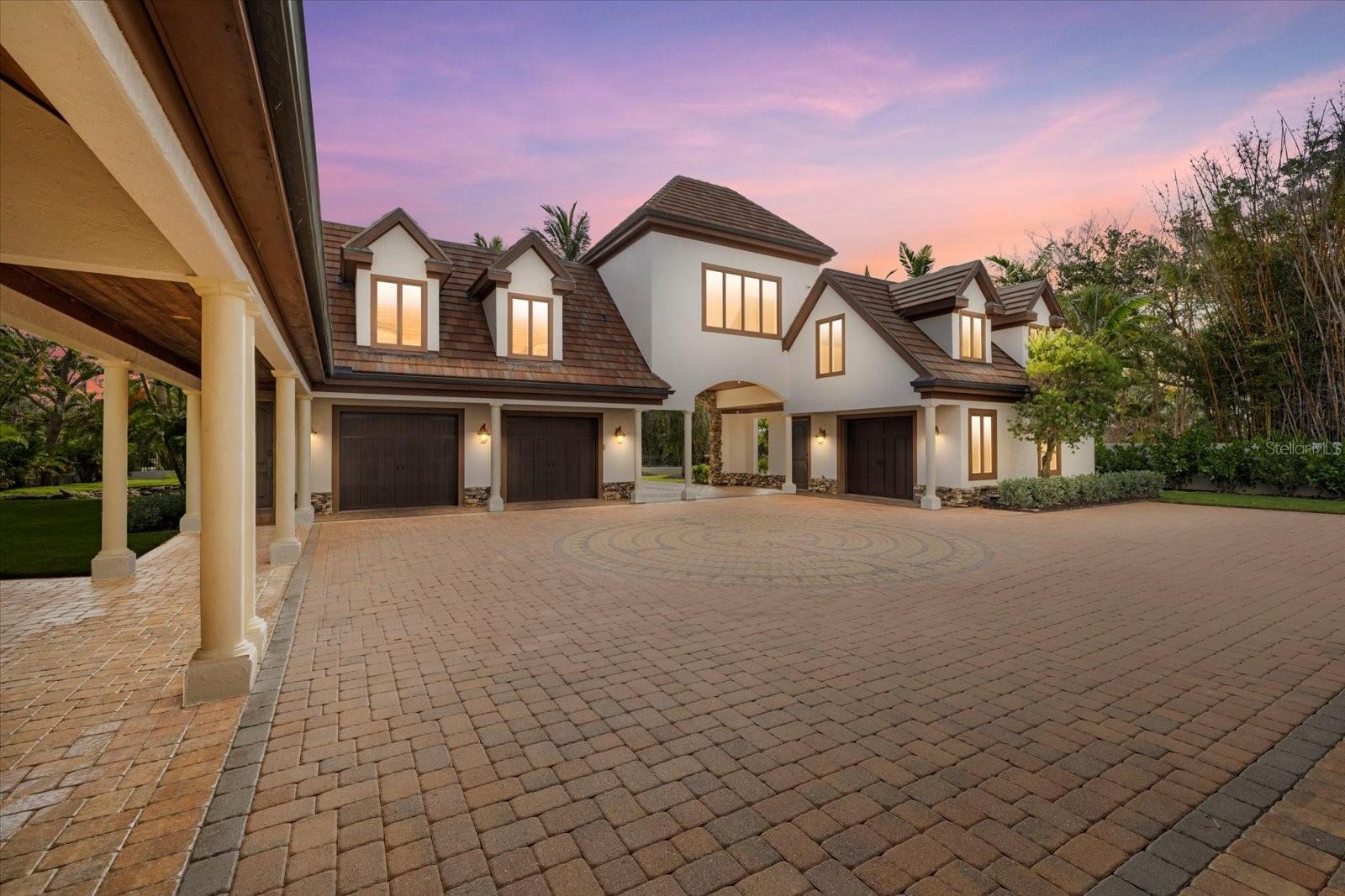 4315 MANGROVE PL