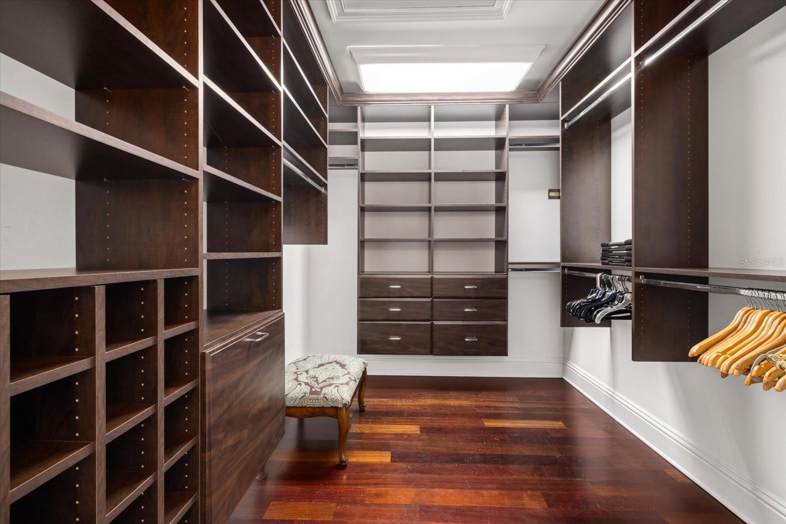 4315 MANGROVE PL