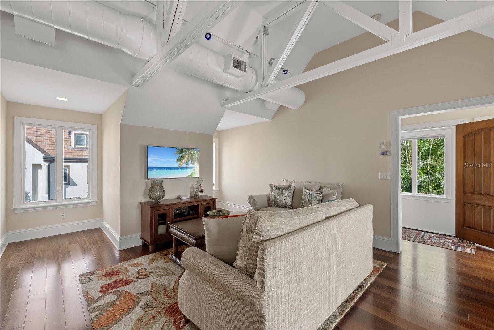 4315 MANGROVE PL