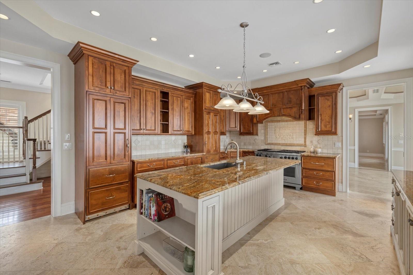4315 MANGROVE PL