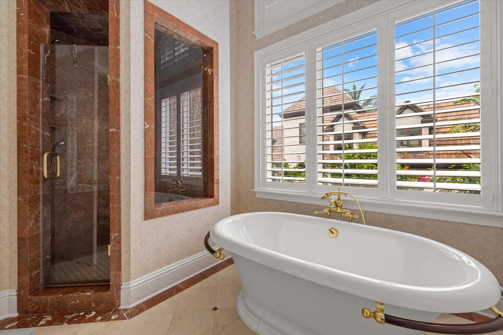 4315 MANGROVE PL
